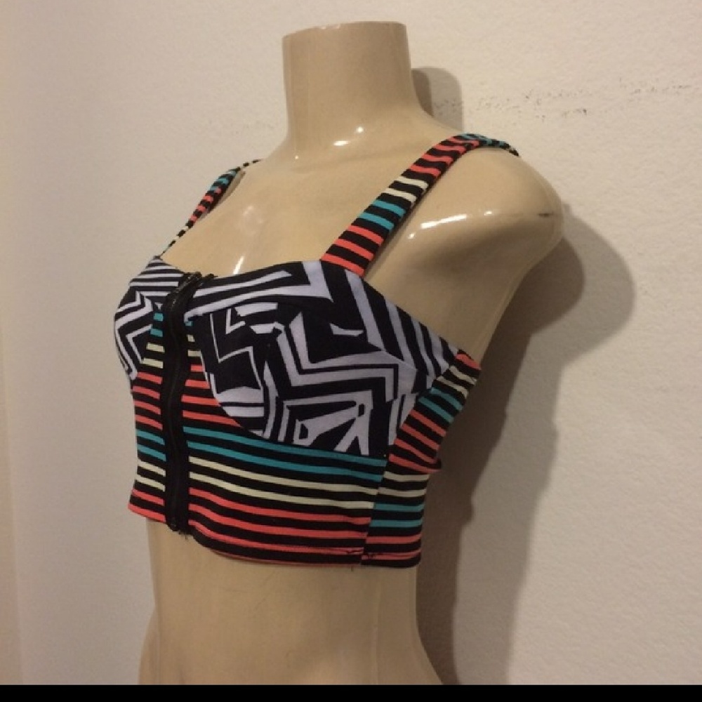 Retro Funky Print Crop Midriff Crop Top